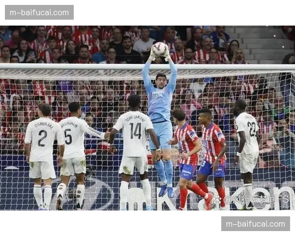 西甲争冠格局再生变:巴萨险胜领跑,皇马逆转马竞紧追 西甲争冠格局再生变:巴萨险胜领跑,皇马逆转马竞紧追